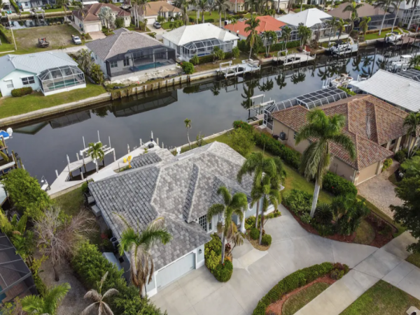 Marco Island Beautiful 3 Bedroom Home with Pool & Canal View